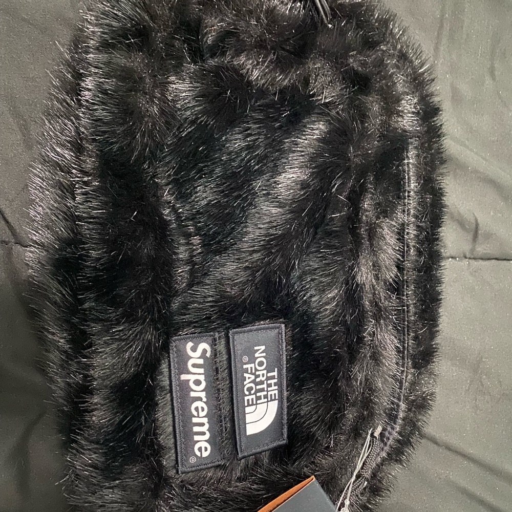 Supreme x north face crossbody bag